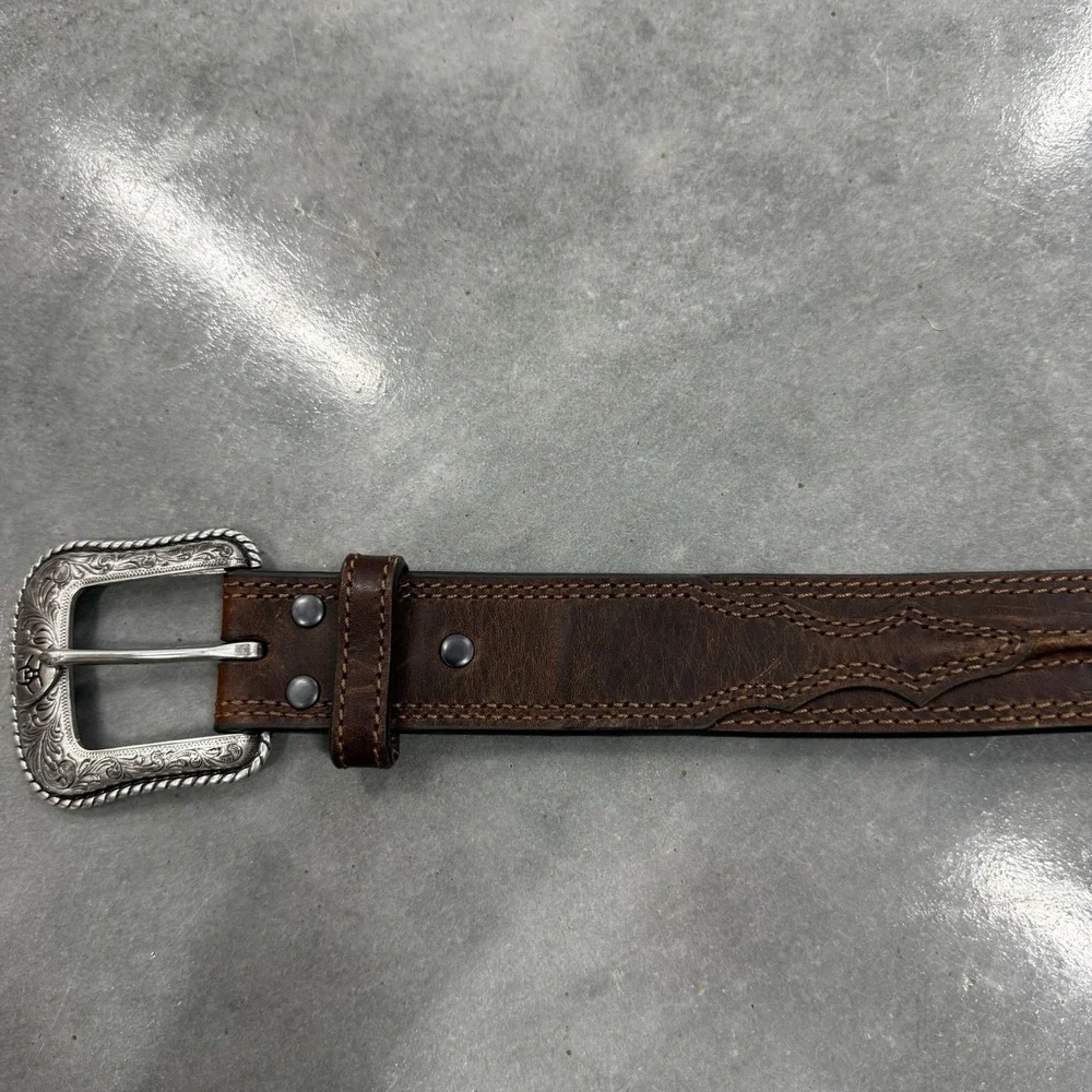 Ariat Mens 44 Genuine Leather Brown Western Belt Engraved Buckle A1019444